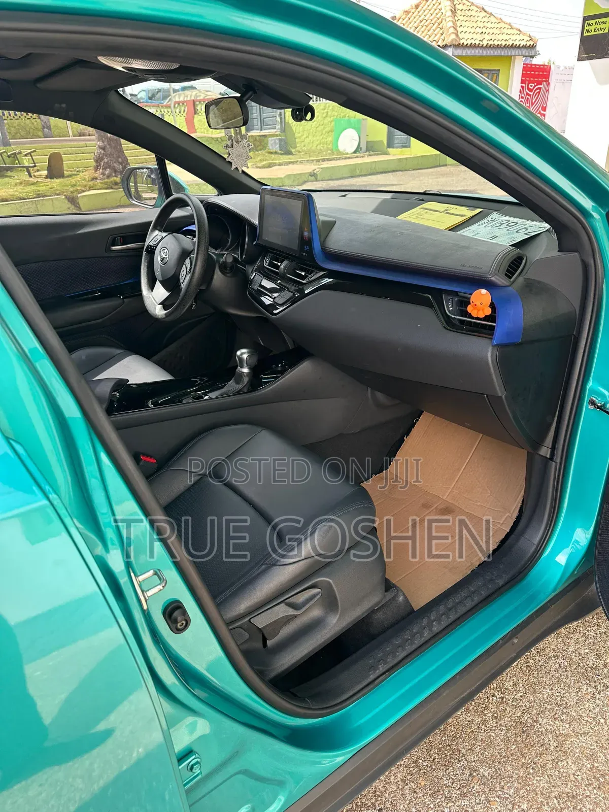 Toyota C-HR Limited 2021 Green