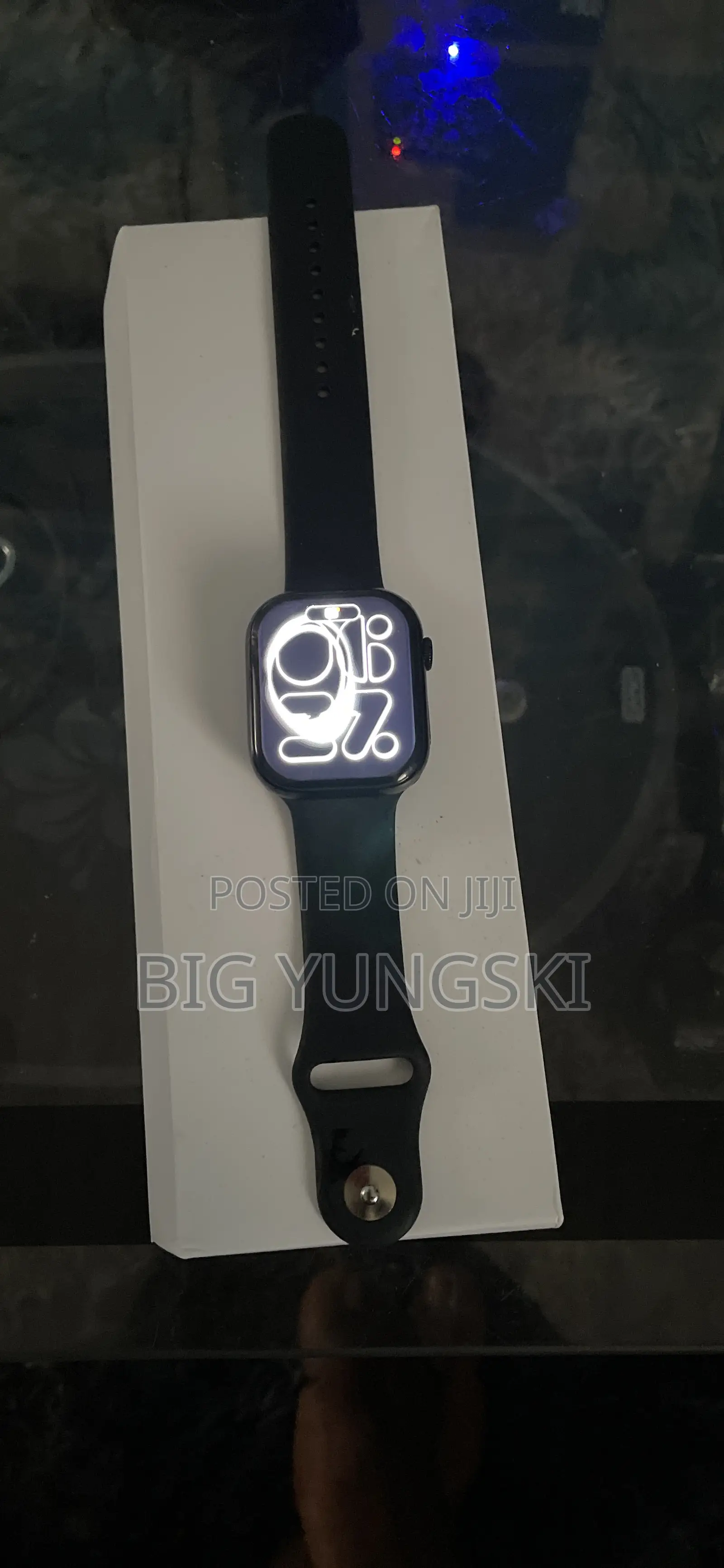 Apple Watch Going for Cool Price, Never Been Use Before