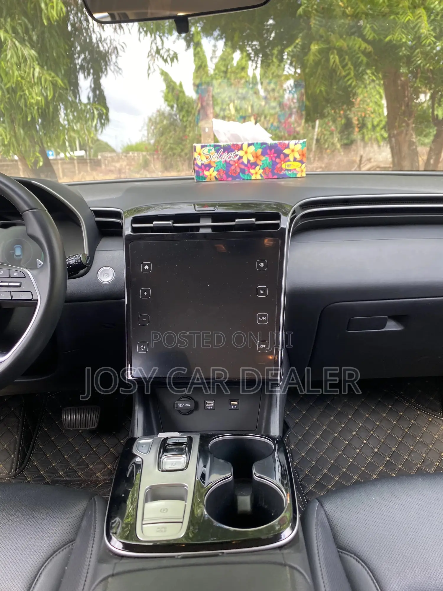 Hyundai Tucson 2024 White