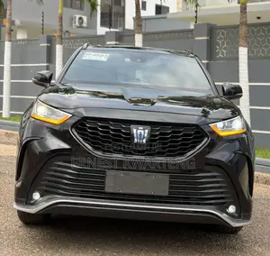 Toyota Highlander XLE AWD 2023 Black