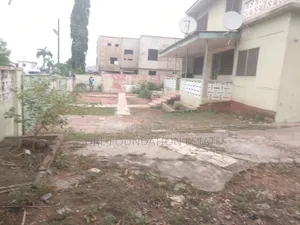 6bdrm House in Dansoman for sale