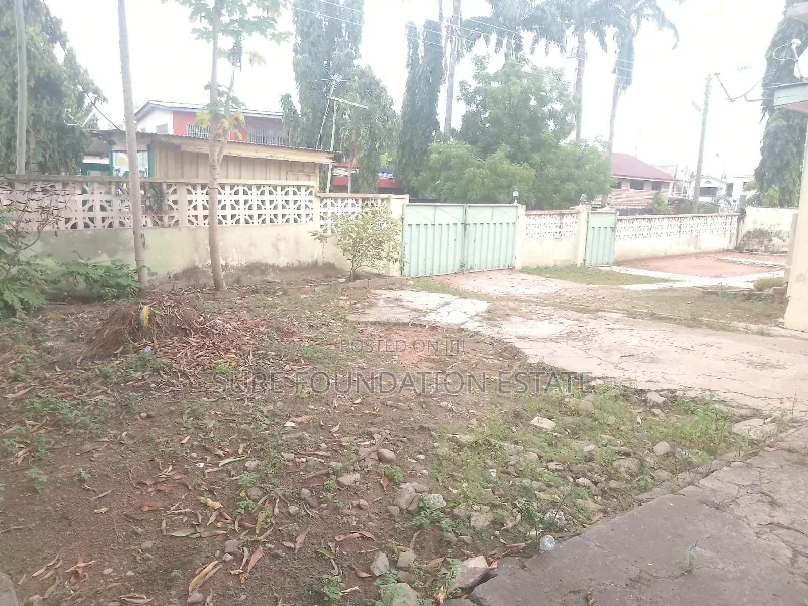 6bdrm House in Dansoman for sale