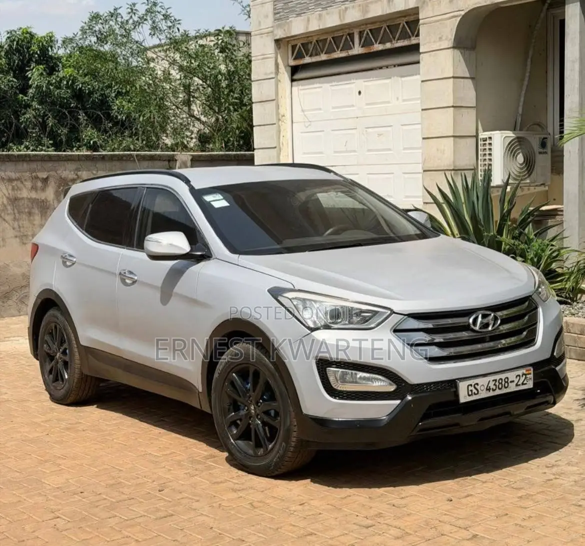 Hyundai Santa Fe 2013 Gray