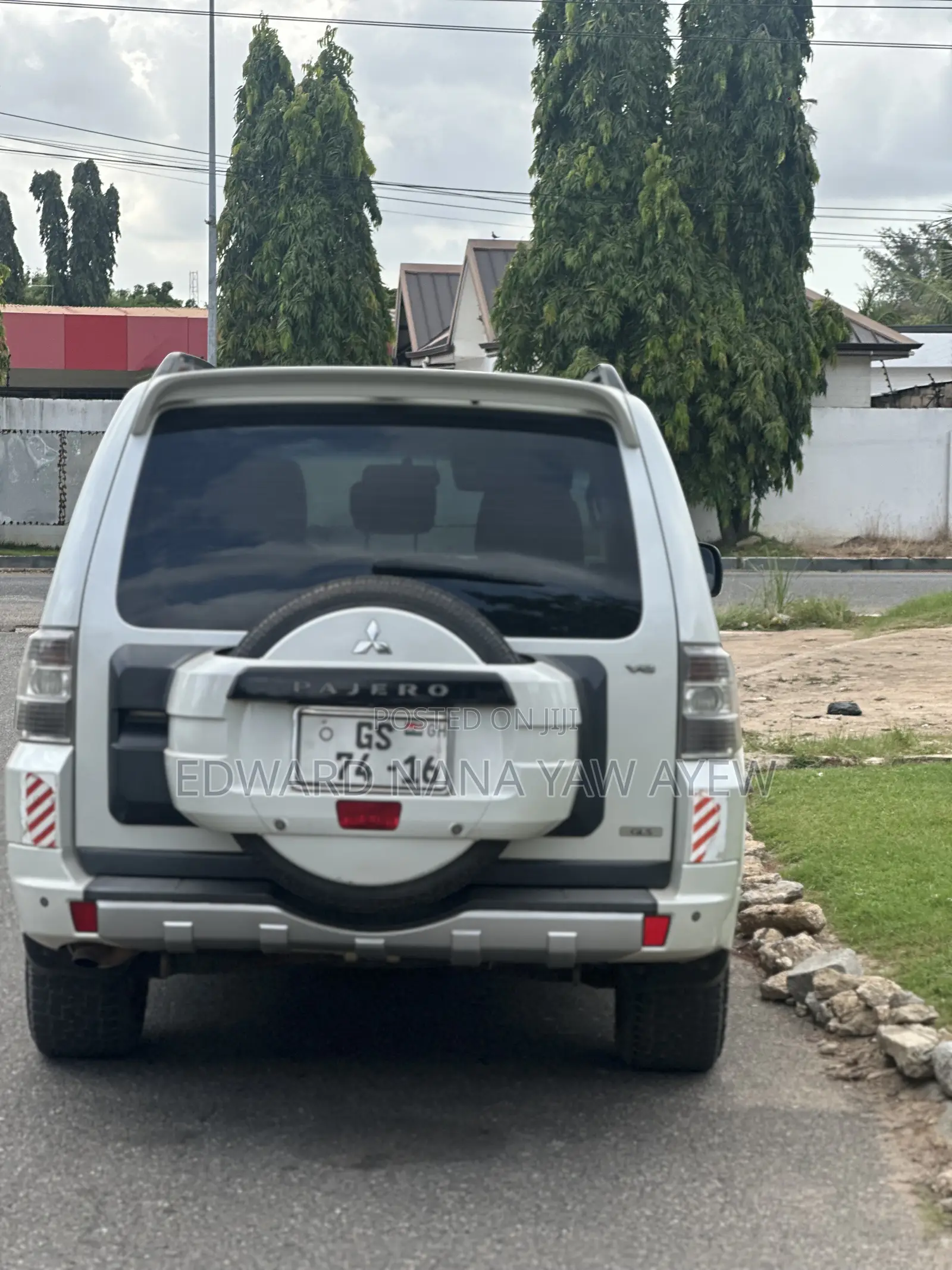 Mitsubishi Pajero 2016 White