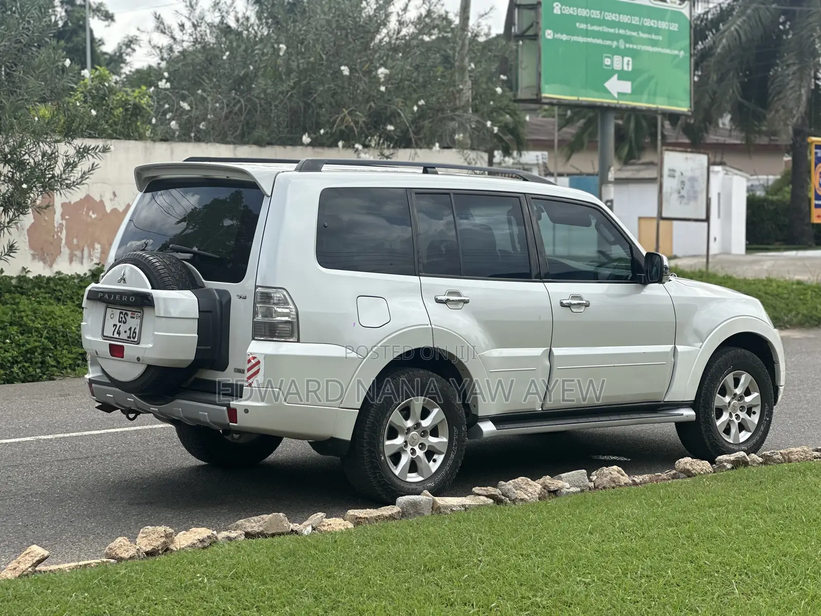 Mitsubishi Pajero 2016 White