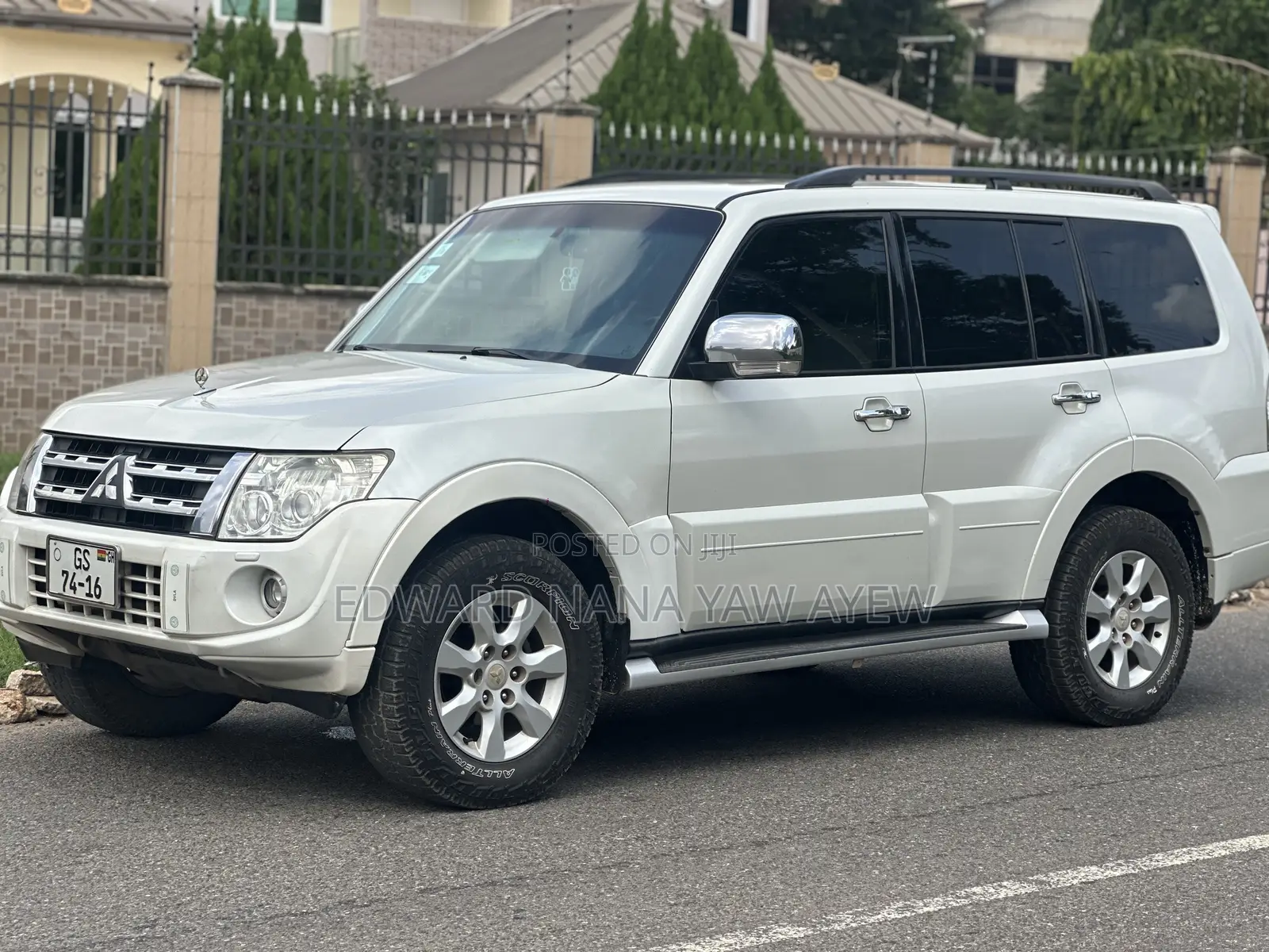 Mitsubishi Pajero 2016 White