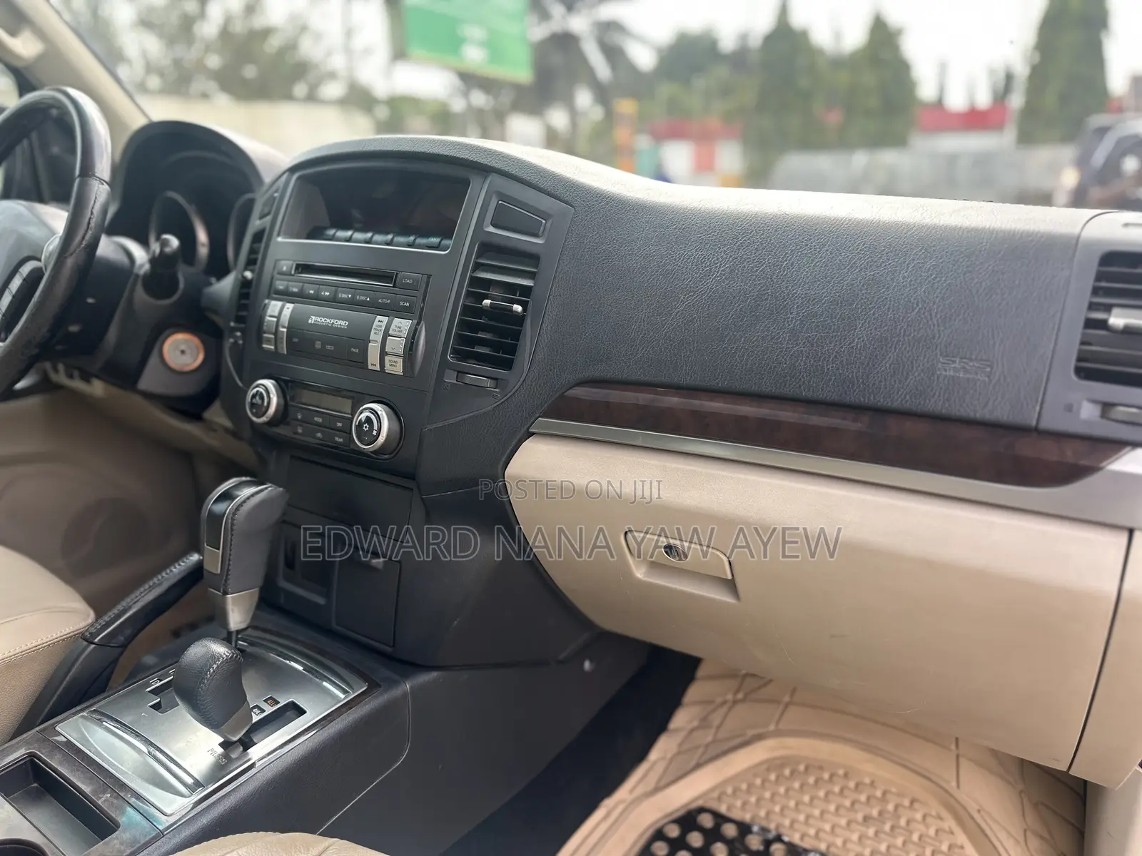Mitsubishi Pajero 2016 White