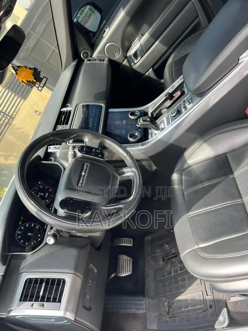 Land Rover Range Rover 5.0L V8 Supercharged 2019 White
