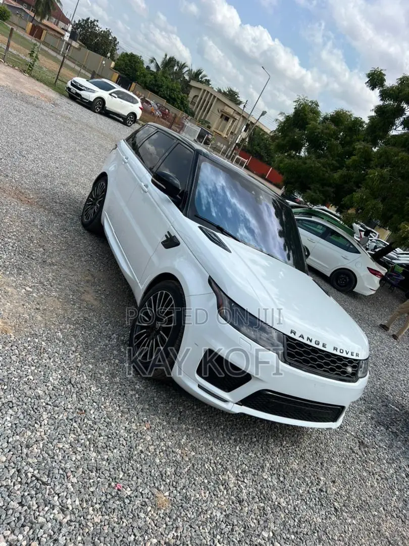 Land Rover Range Rover 5.0L V8 Supercharged 2019 White