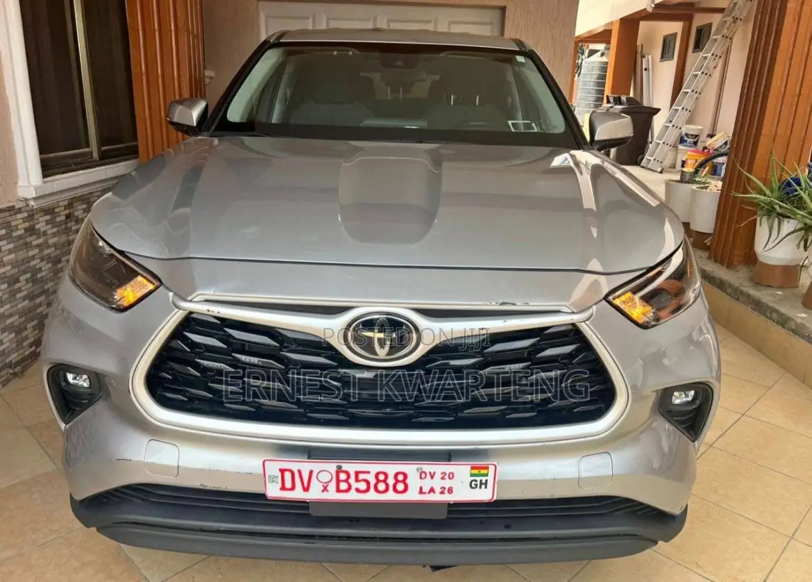 Toyota Highlander 2022 Gray