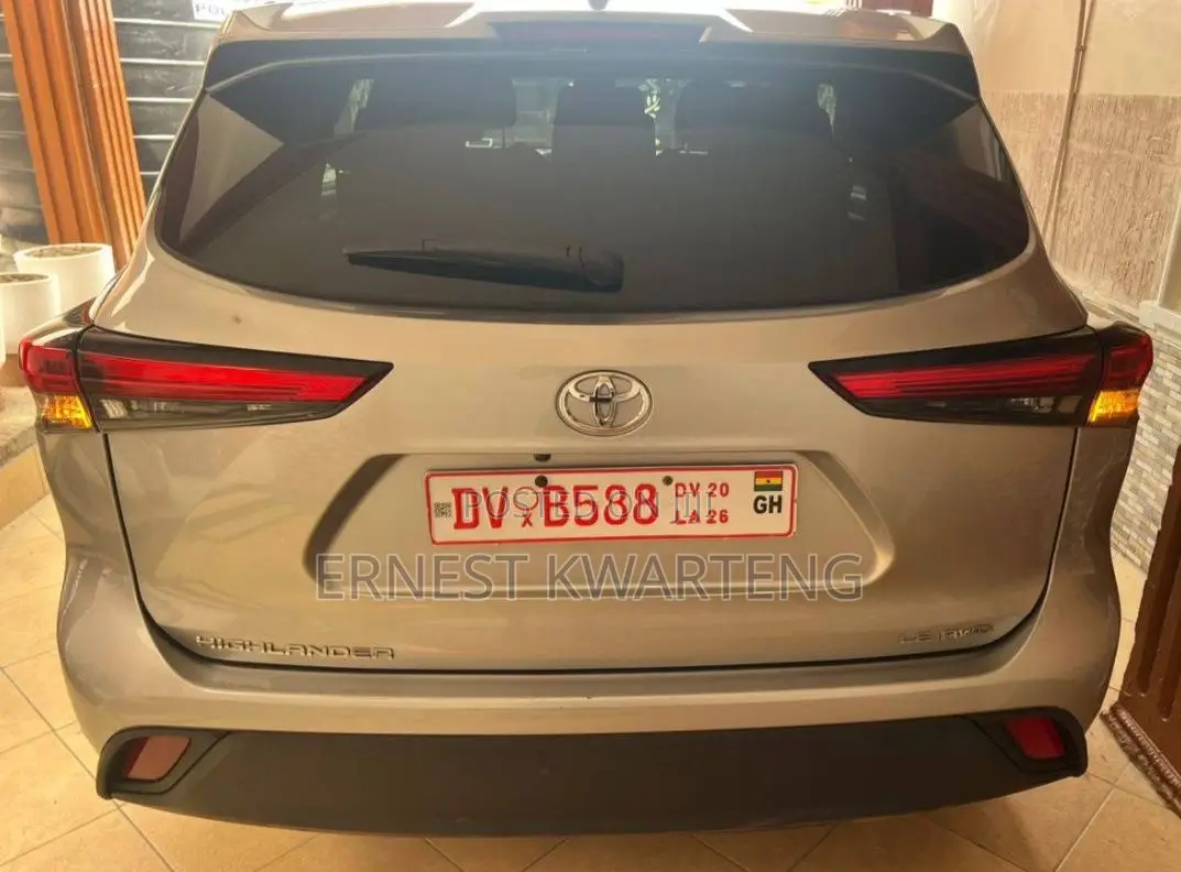 Toyota Highlander 2022 Gray