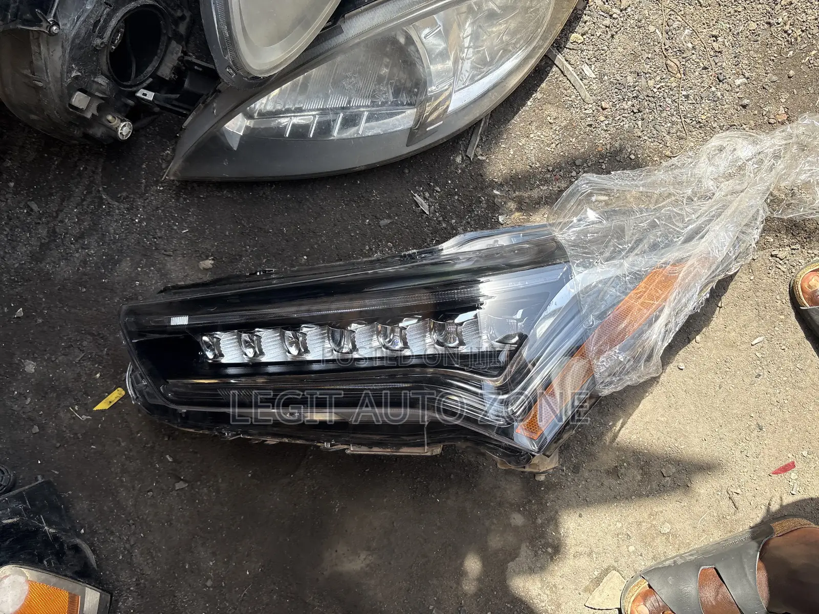 Acura RDX 2019,2020,2021,2021,2022,2024, Headlight Available