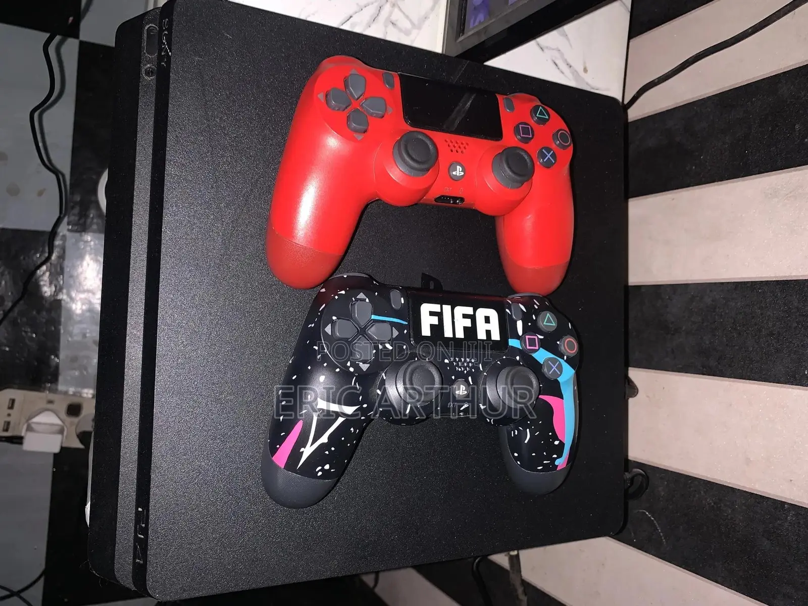 Playstation 4 Slim