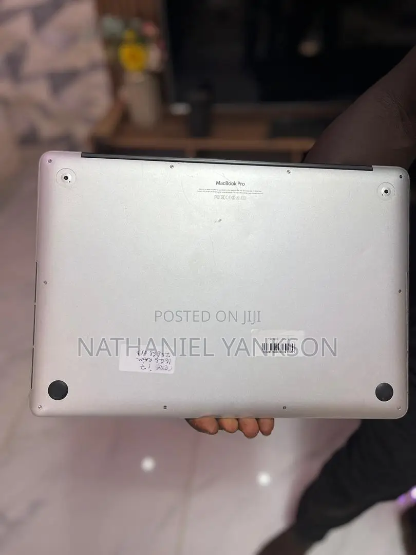 Laptop Apple MacBook Pro 16GB Intel Core i7 SSD 256GB