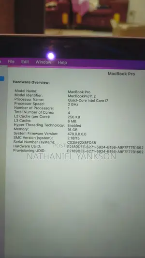 Laptop Apple MacBook Pro 16GB Intel Core i7 SSD 256GB