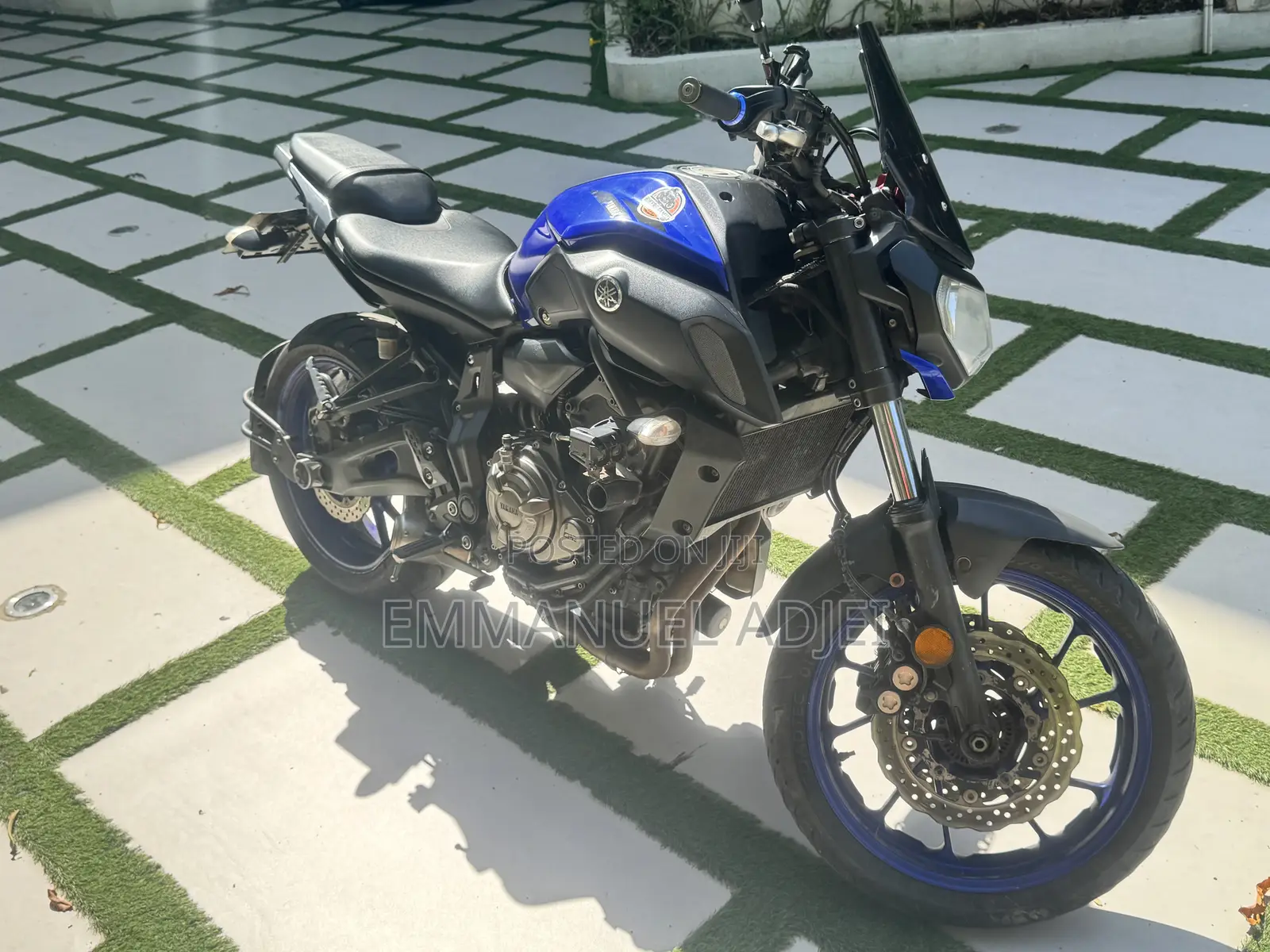 Yamaha 2020 Blue