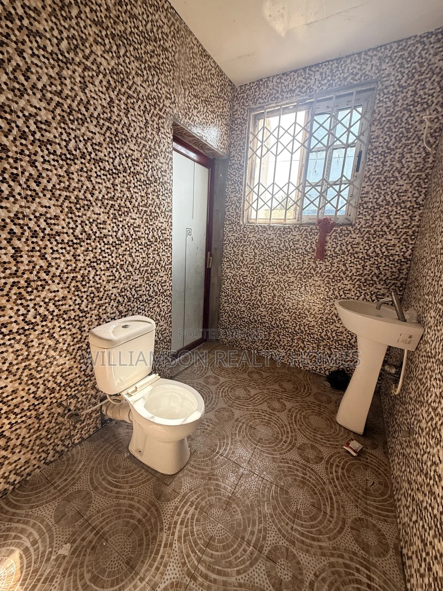 1bdrm Apartment in Hfc Estate Area, Spintex for rent