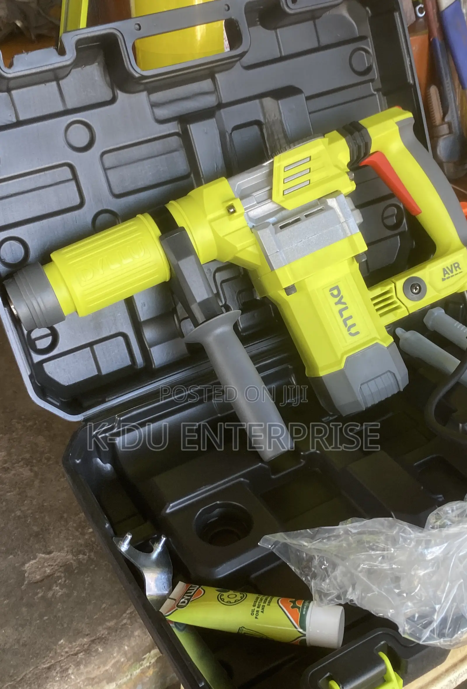 Dyllu Demolition Breaker 1300w