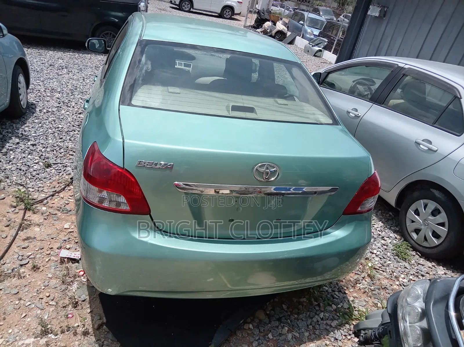 Toyota Belta 2010 Green