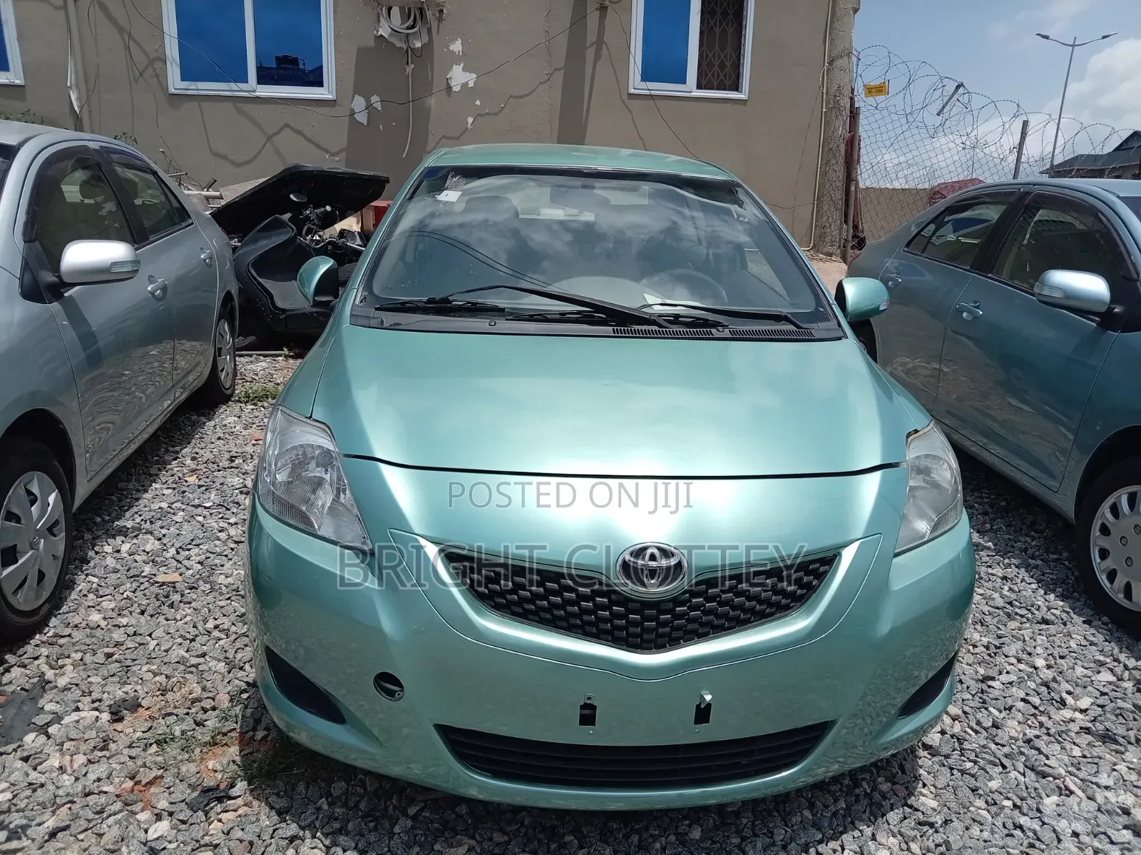 Toyota Belta 2010 Green
