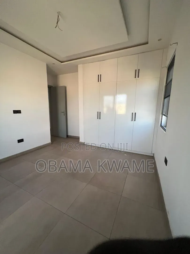 4bdrm House in Laryea Homes, Airport Residential Area for rent