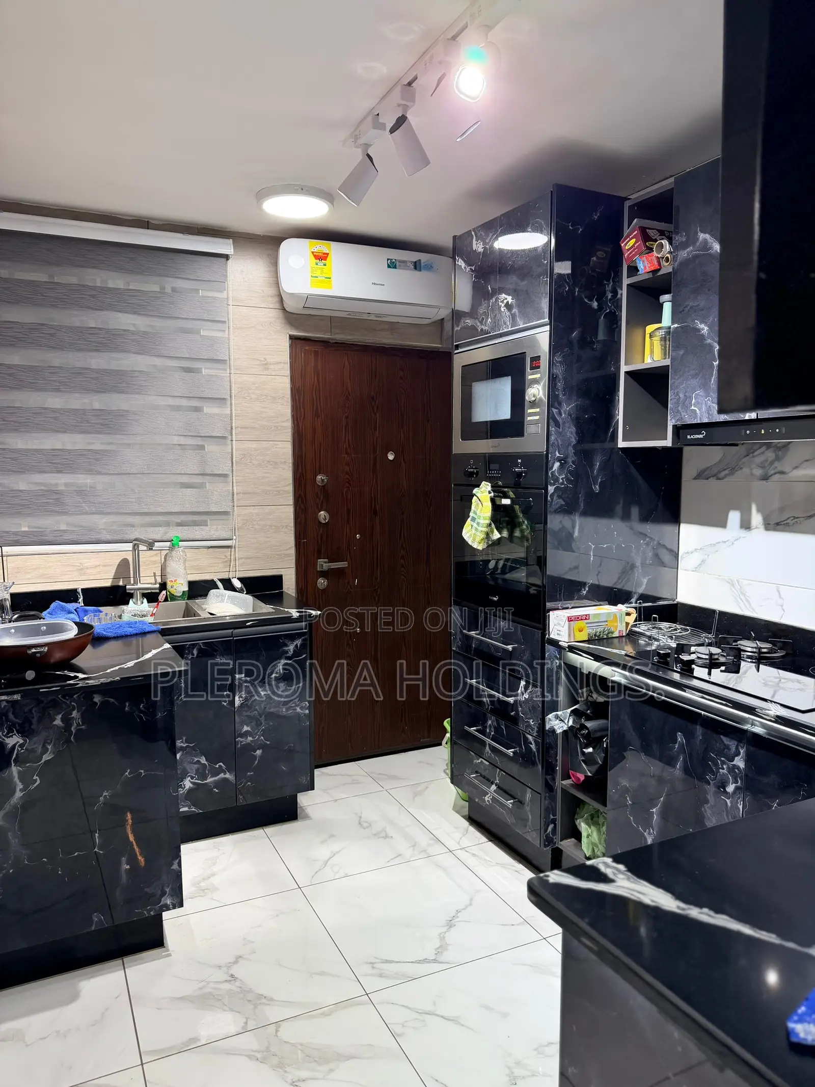 3bdrm Duplex in East Legon for sale