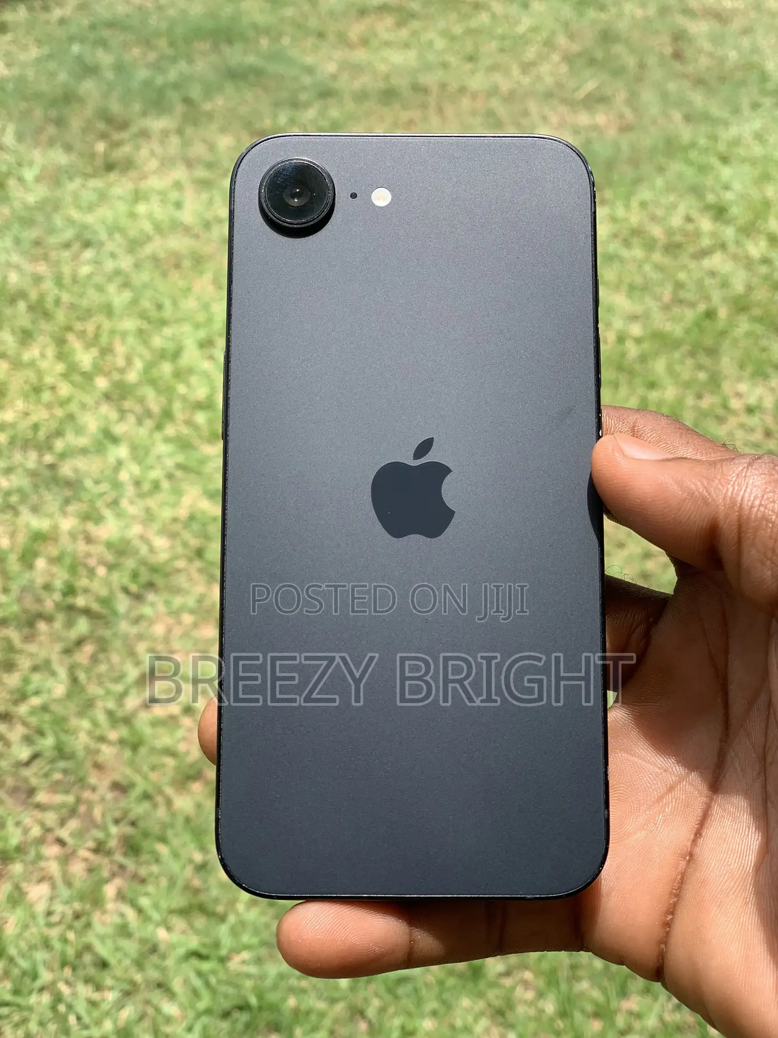 Apple iPhone 16e 128 GB Black