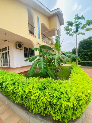 4bdrm House in Laryea Homes, Police Station for rent