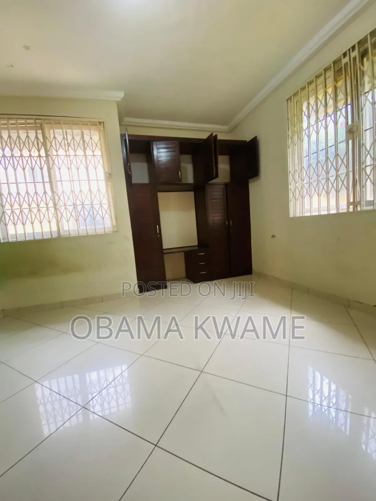 4bdrm House in Laryea Homes, Police Station for rent