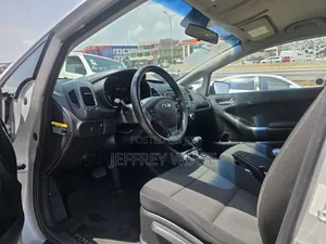 Kia Forte EX Hatchback 2018 Silver