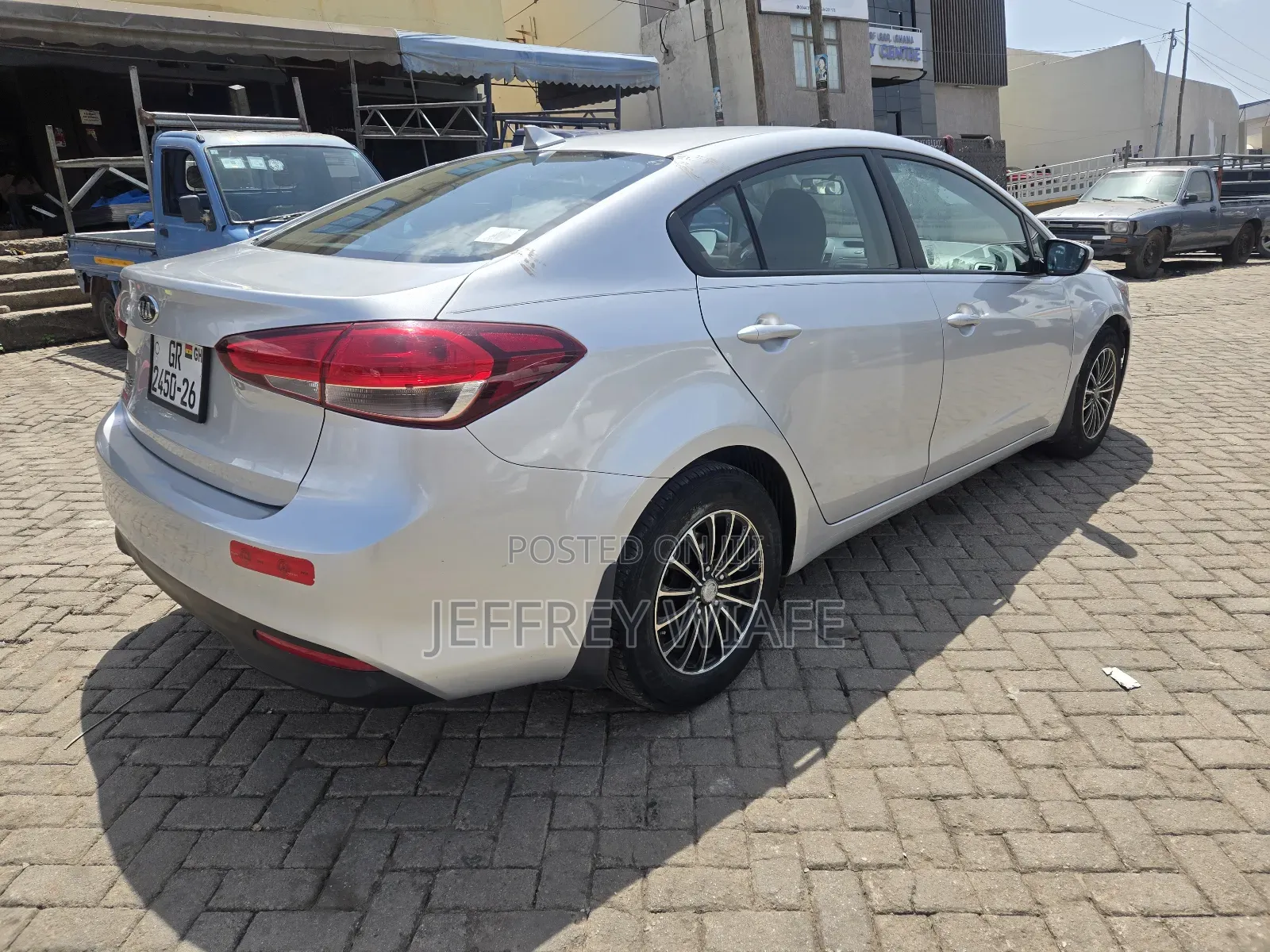 Kia Forte EX Hatchback 2018 Silver