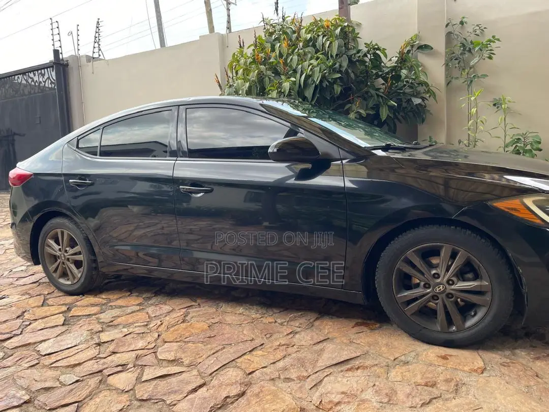 Hyundai Elantra 2017 Blue