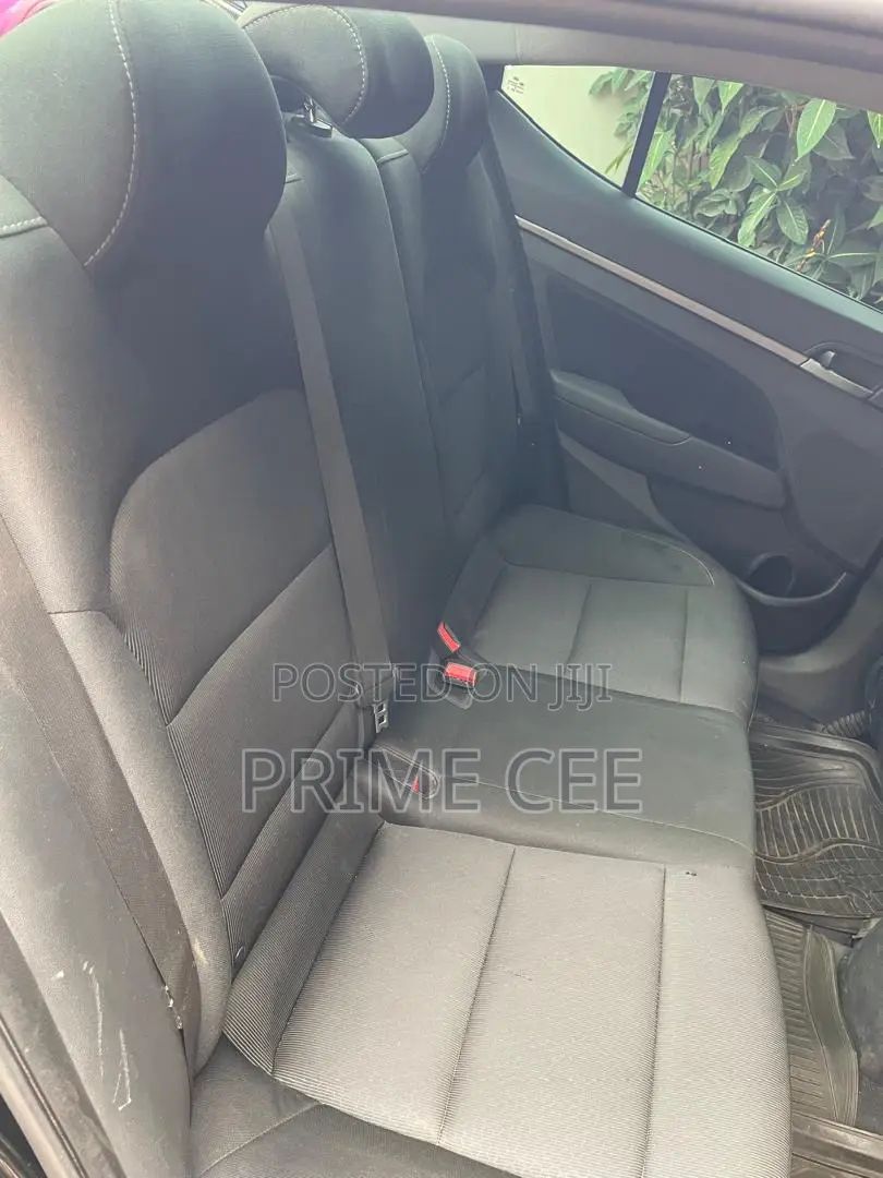 Hyundai Elantra 2017 Blue