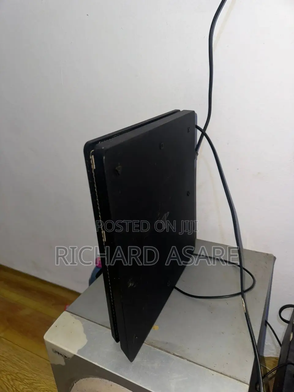 Game Console