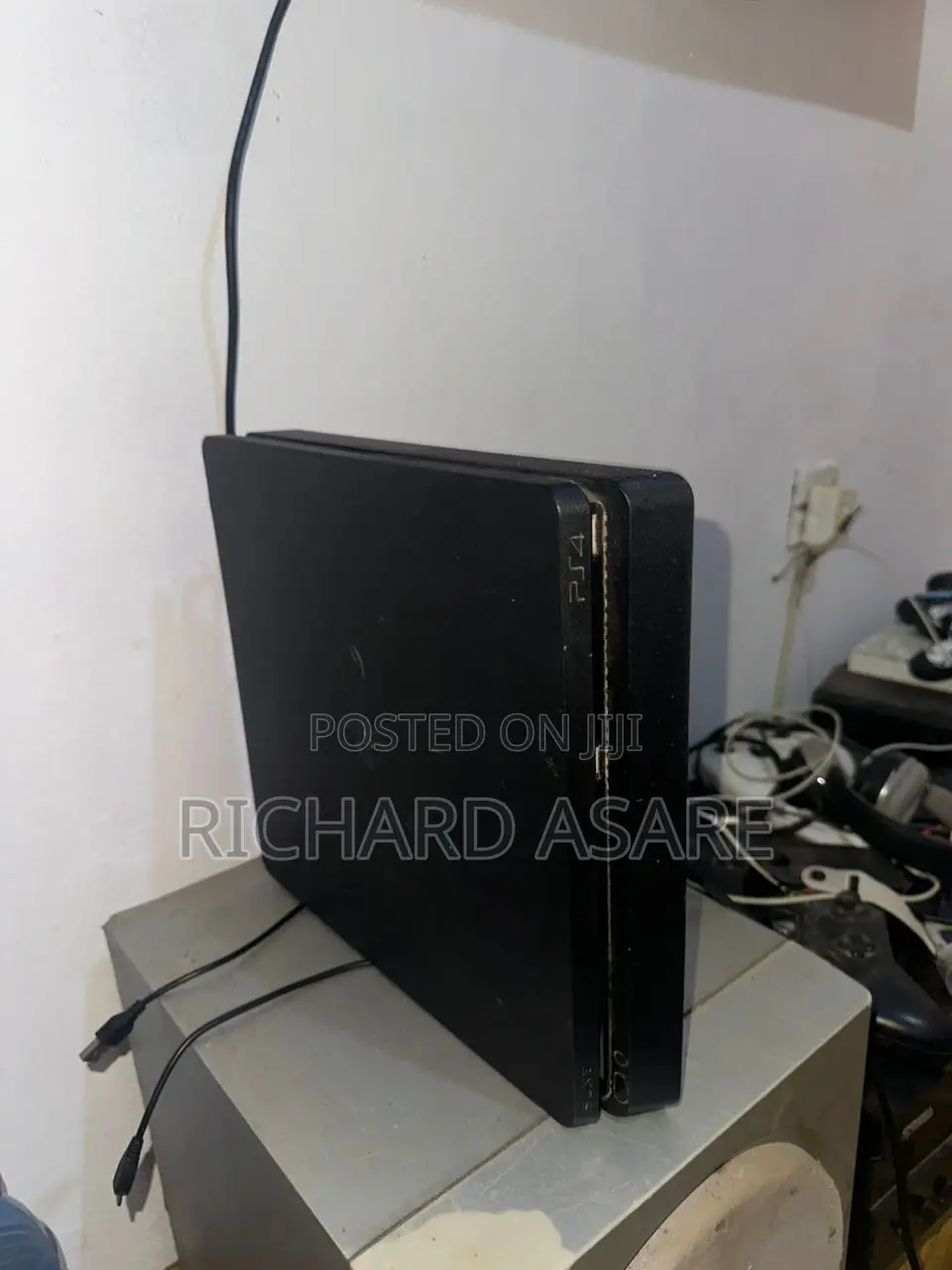Game Console