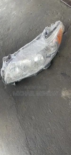 Toyota Corolla 2009 Head Light