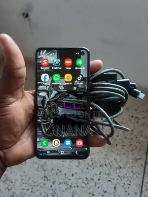Samsung Galaxy S10e 128 GB Blue