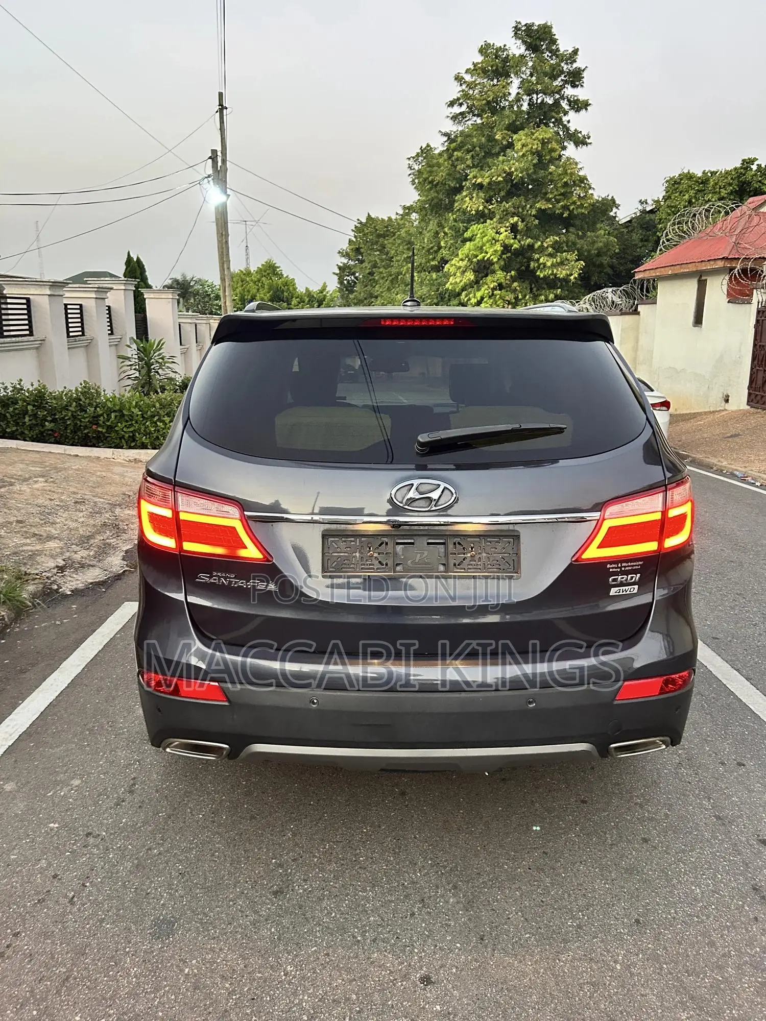 Hyundai Santa Fe Limited AWD 2017 Blue