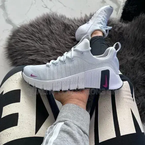White Nike Free Metcon
