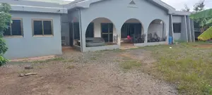 5bdrm House in Commandos for sale