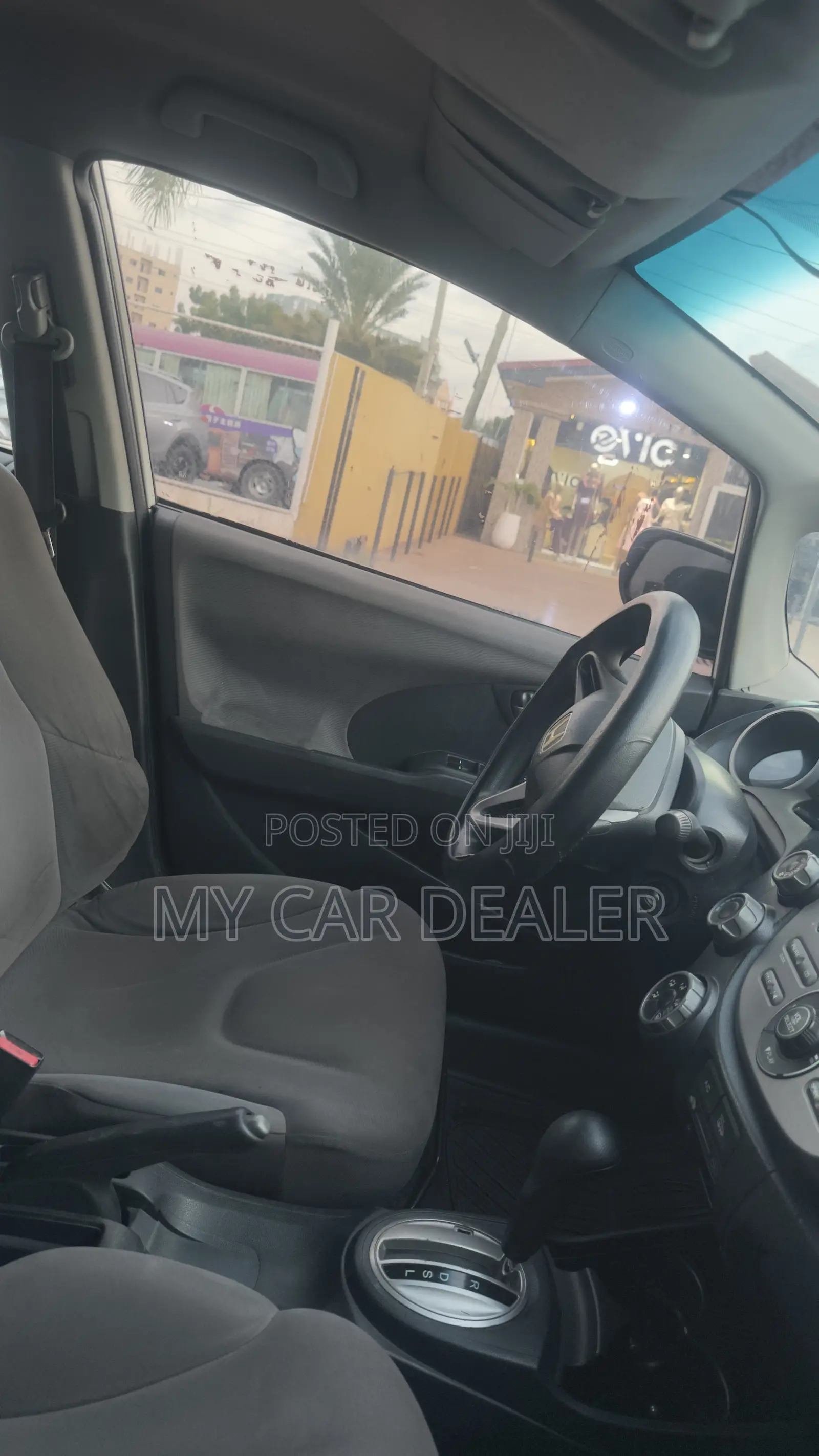 Honda Fit Automatic 2010 White