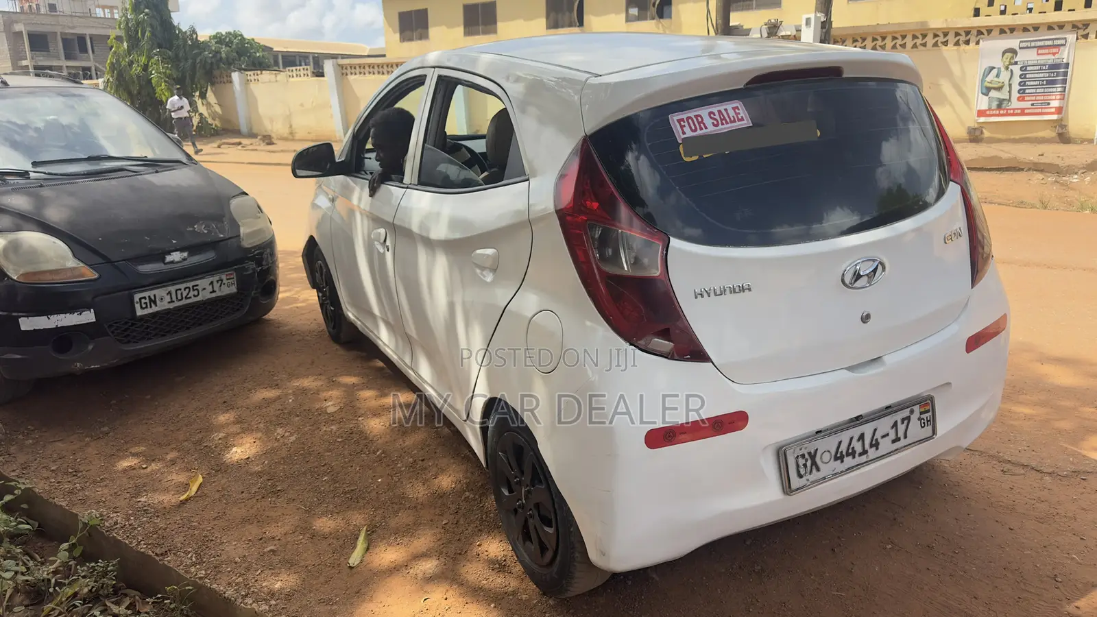 Hyundai Eon 1.0 FWD 2013 White