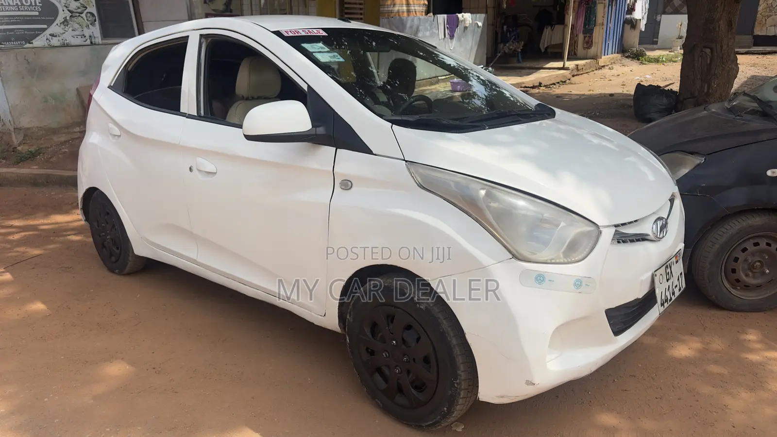 Hyundai Eon 1.0 FWD 2013 White