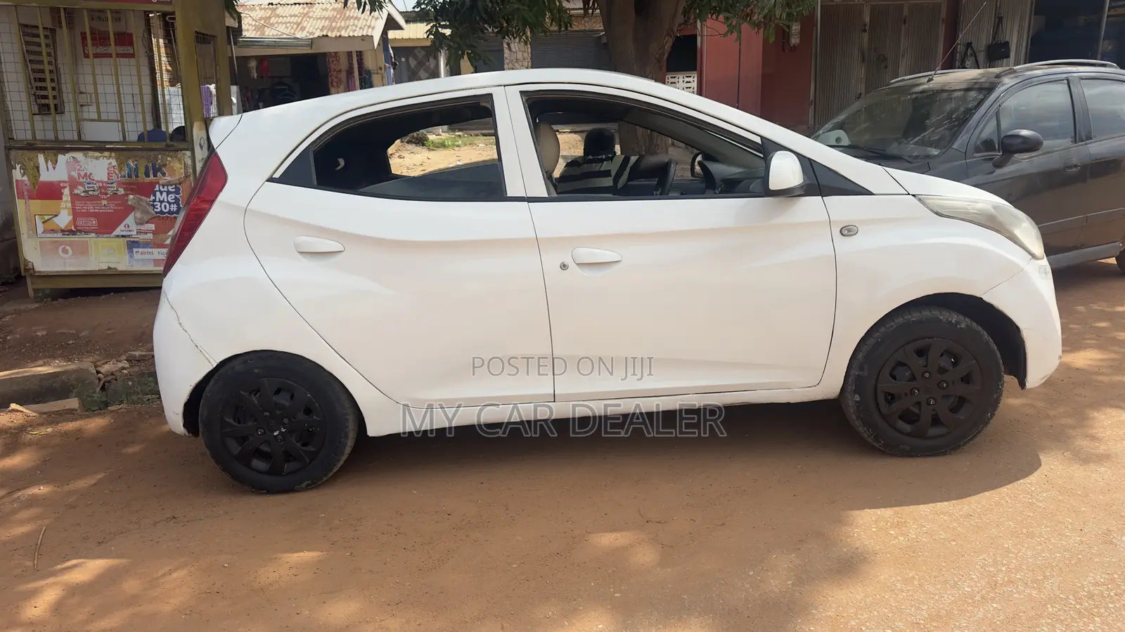 Hyundai Eon 1.0 FWD 2013 White