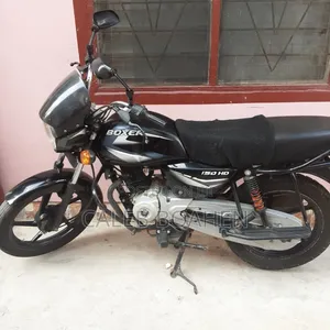 Bajaj Boxer 150 UG 2023 Black