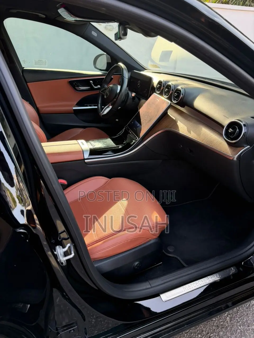 Mercedes-Benz C300 2023 Black