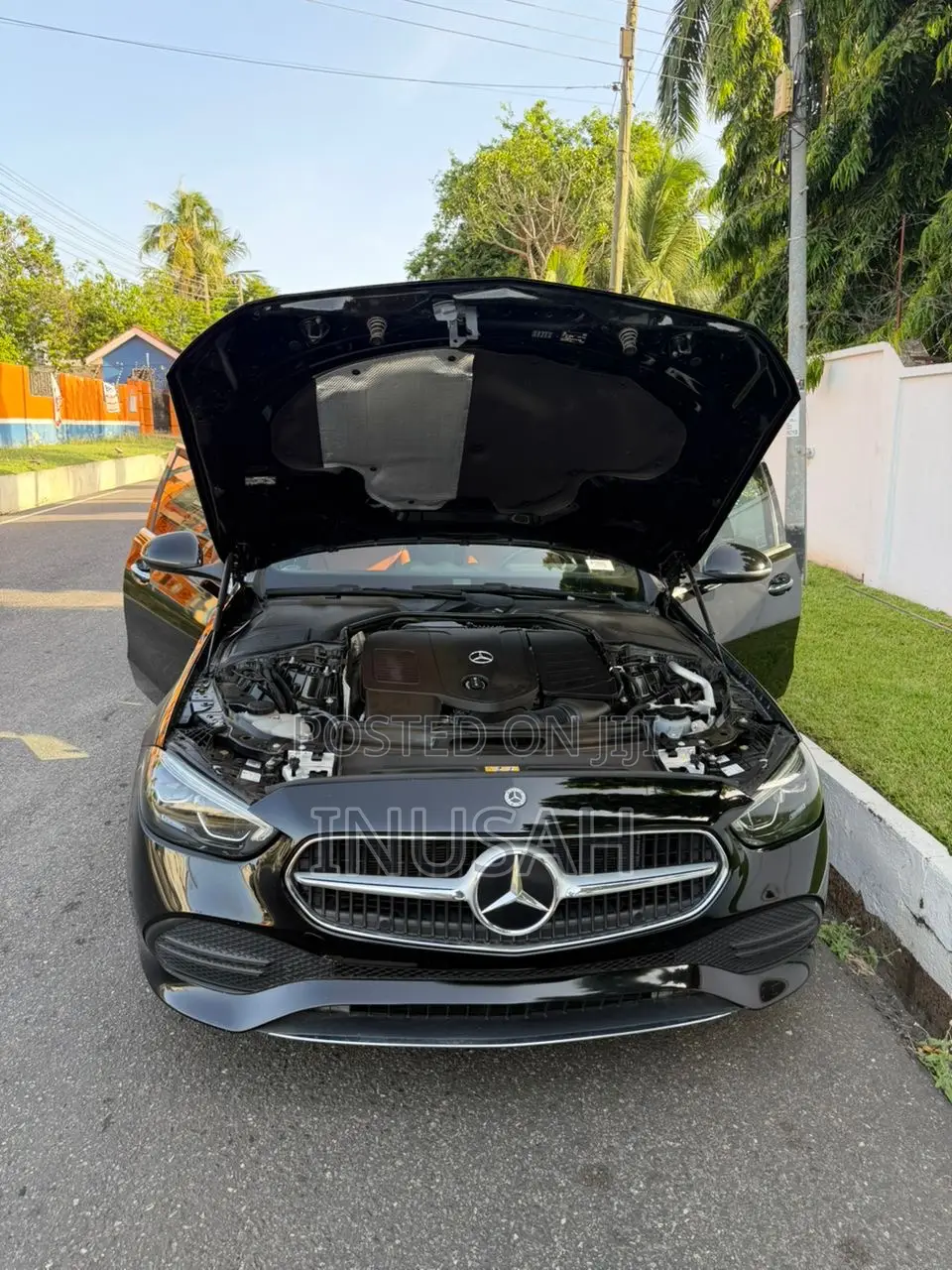 Mercedes-Benz C300 2023 Black