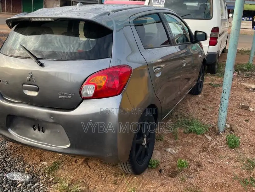 Mitsubishi Spacestar 2015 Beige