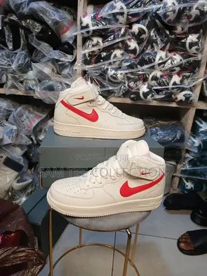 Nike Airforce 1 Long. Red And White