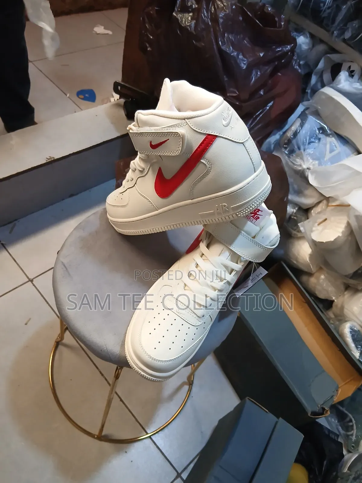 Nike Airforce 1 Long. Red And White